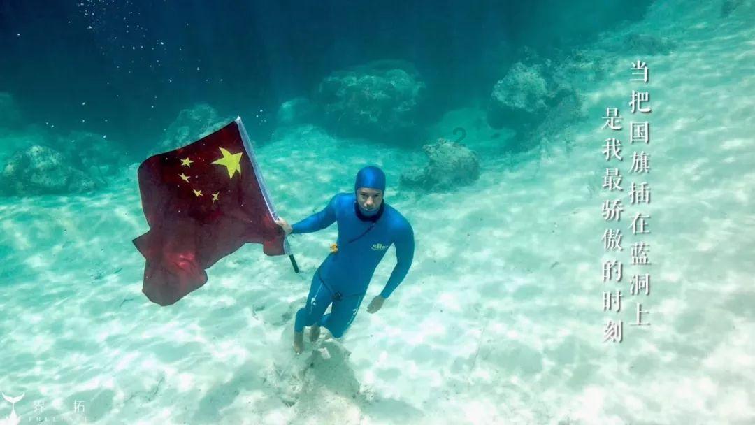 机器人罗博